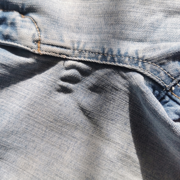 Liquid Jeans Denim Stretch Shorts Size 11/12 - Picture 3 of 9